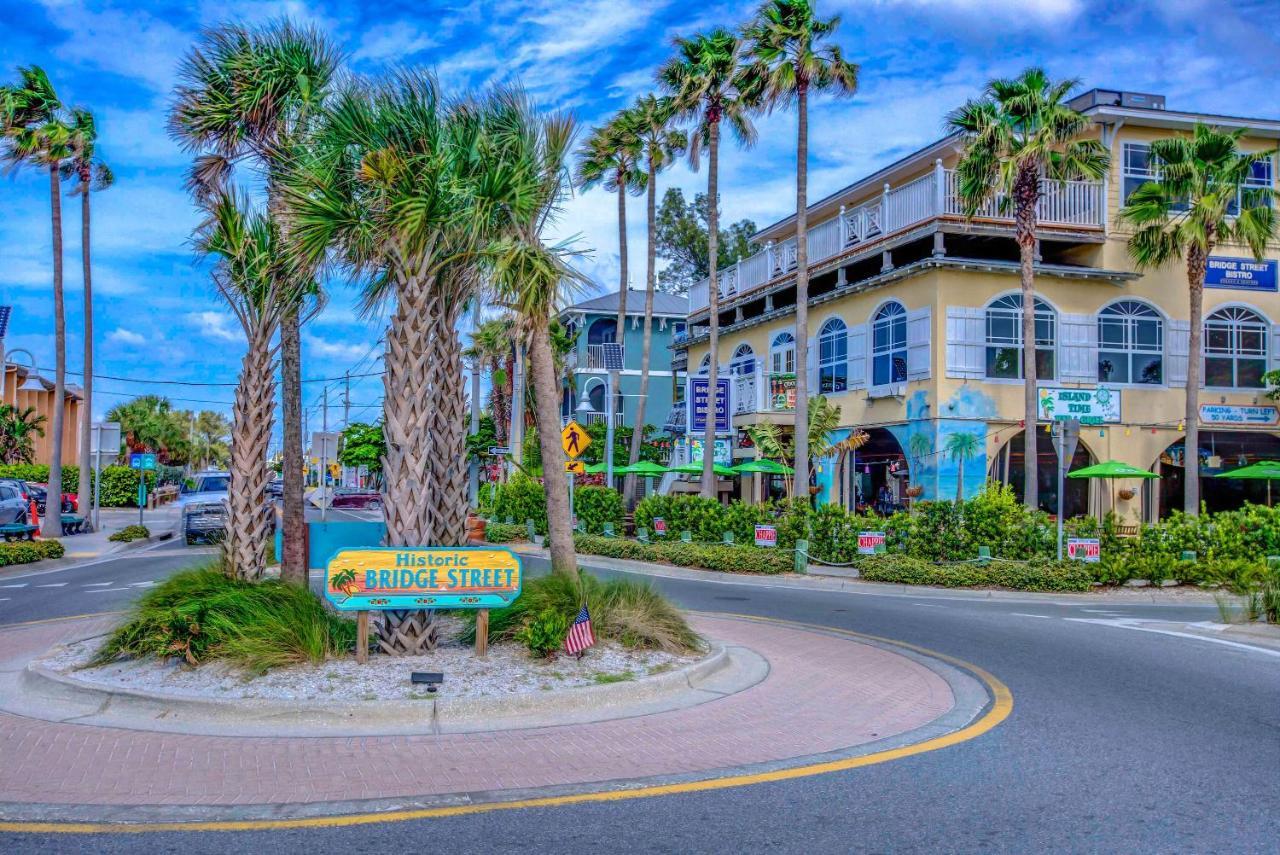 Anna Maria Island Runaway Tropical Dream-One Minute Walk To The Beach-Heated Pool ブレイデントン・ビーチ エクステリア 写真